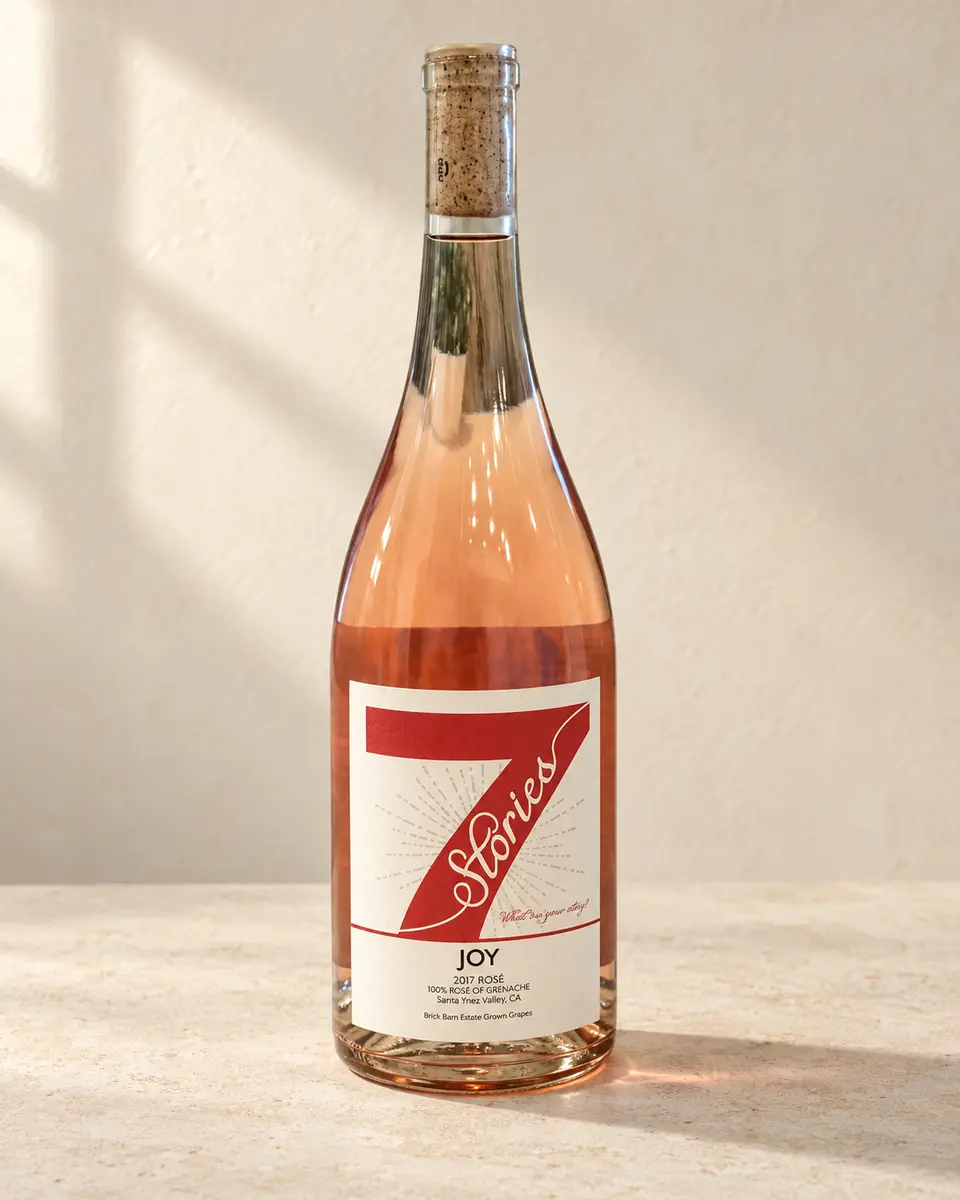 Joy bottle, studio visualization