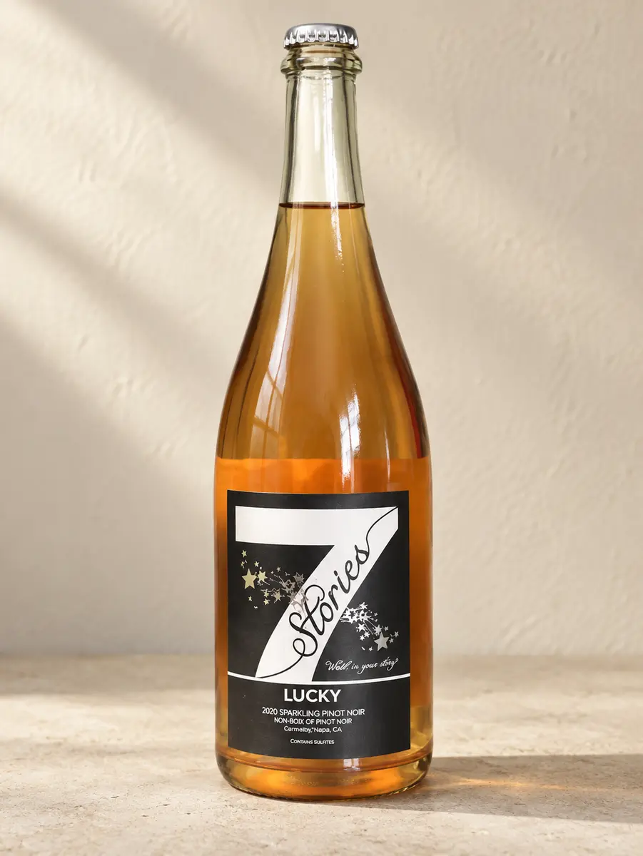 Lucky bottle, studio visualization